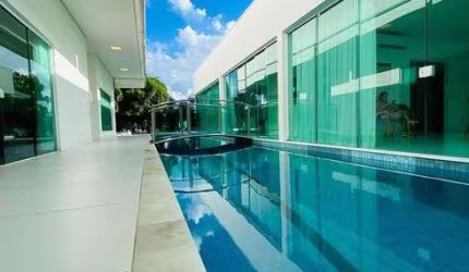 Casa Alto Luxo em Lauro de Freitas com 8|4, 06G e 1200M² | T erreno 3690M²