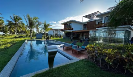 Casa Alto Luxo em Praia do Forte com 8|4, 06G e 800M²