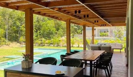 Casa em Praia do Forte com 6|4, 06G e 473M²