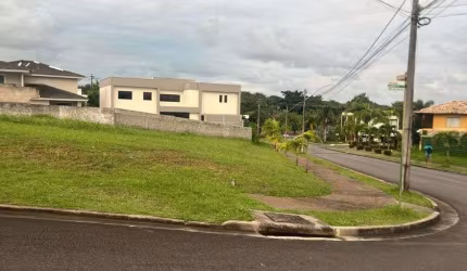 Lote de Esquina em Alphaville LN I com 760M²
