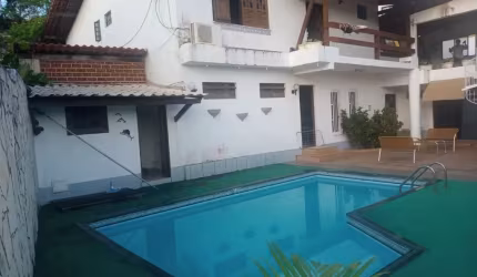 Casa excelente a venda no Caminho das Arvores