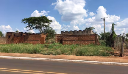 Terreno Área em Guapiaçu