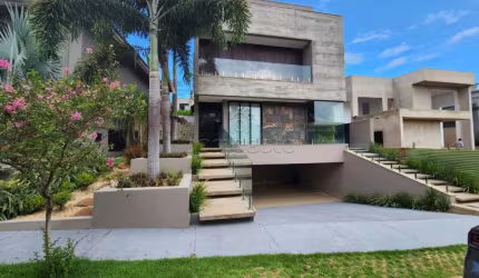 Casa Condomínio