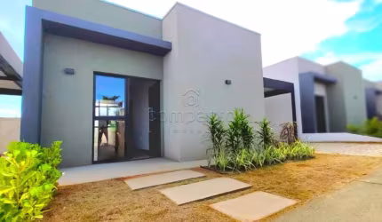 Casa Condomínio