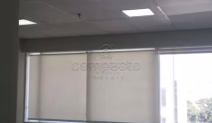 Comercial Sala/Loja Condomínio em São José do Rio Preto