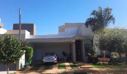Casa Condomínio