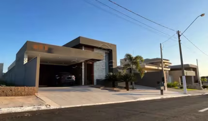 Casa Condomínio