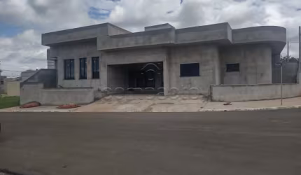 Casa Condomínio