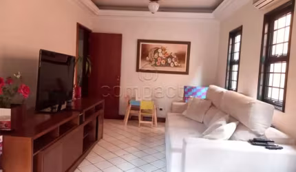 Casa Padrão em São José do Rio Preto