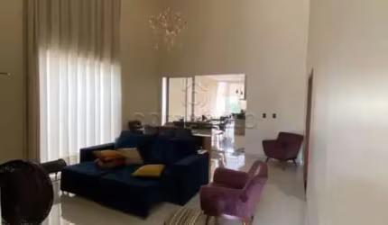 Casa Condomínio