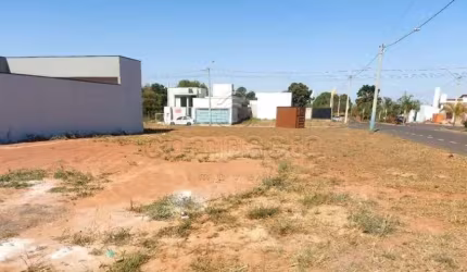 Terreno Padrão em Uchoa