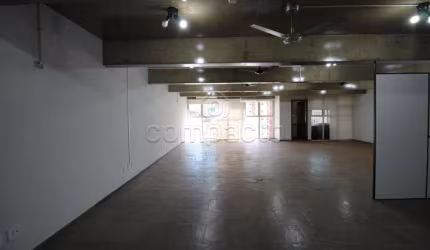 Comercial Sala/Loja Condomínio em São José do Rio Preto