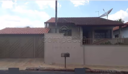 Casa Padrão em Cedral