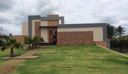 Casa Condomínio em Mirassol
