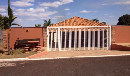Rancho Condominio em Fronteira