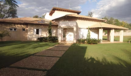 Casa Condomínio em Guapiaçu