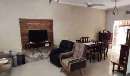 Casa Padrão em São José do Rio Preto