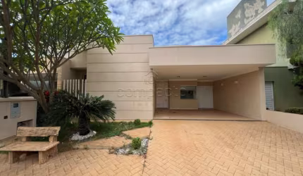Casa Condomínio em Mirassol