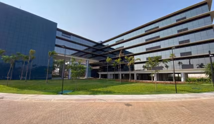 Comercial Sala/Loja Condomínio em São José do Rio Preto