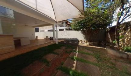 Comercial Casa em São José do Rio Preto