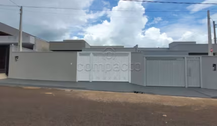 Casa Padrão em Bady Bassitt