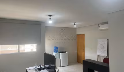 Comercial Sala/Loja Condomínio em São José do Rio Preto