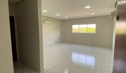 Comercial Sala/Loja Condomínio em São José do Rio Preto