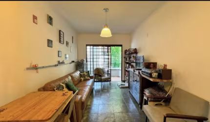 LINDO APTO TÉRREO - JARDIM IRAJÁ - COM 3 DORMITÓRIOS SENDO 1 SUITE - SALA CONCEITO ABERTO MODERNO - VARANDA- COZINHA AMPLA - BANHEIRO SOCIAL - 01 VAGA DE GARAGEM. LOCALIZAÇÃO PREVILEGIADA