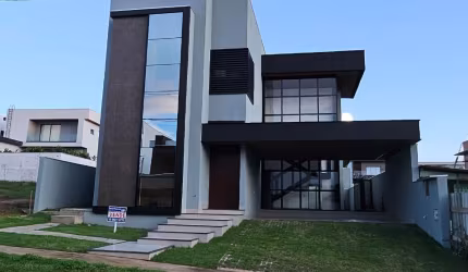 OPORTUNIDADE SOBRADO CONDOMINIO ECOVILLE - ALTO PADRÃO CONTENDO: 04 SUITES - CLOSET - BANHEIRO COM HIDRO - AMPLA SALA PARA 03 AMBIENTES E CONCEITO ABERTO - COZINHA - LAVANDERIA - DEPÓSITO - LINDA PISC