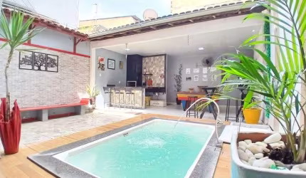 Maravilhosa casa no bairro da Cremação, com 3 suítes e piscina, Agende sua visita.