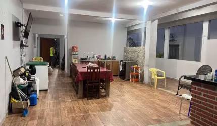 R$ 1.650,000 vendo exc. casa residencial Castanheira 4/4 sendo 3-suites com closet c/ telhado solar