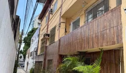 IS017- Casa em viĺa - Nazaré