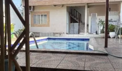 Casa com 12 quartos para COP