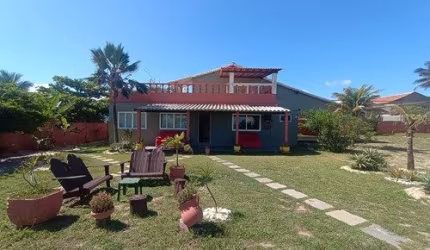 Casa da praia, pé na areia, 3 quartos, 1440 m.