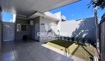 Casa à venda no Jardim Ipê 3