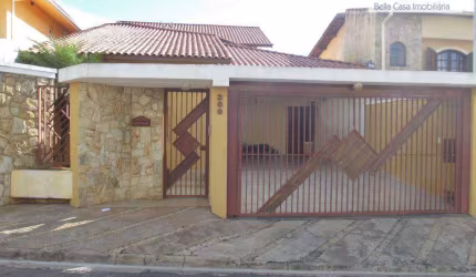 Casa com 3 dormitórios à venda, 236 m² por R$ 730.000,00 - Jardim Califórnia - Bragança Paulista/SP