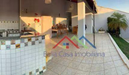 Casa com 3 dormitórios à venda, 220 m² por R$ 780.000,00 - Jardim Primavera - Bragança Paulista/SP