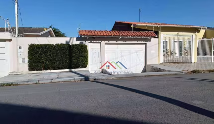 Casa com 3 dormitórios à venda, 180 m² por R$ 850.000,00 - Jardim Primavera - Bragança Paulista/SP