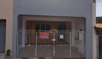 Casa com 3 dormitórios à venda, 288 m² por R$ 490.000 - Centro - Bragança Paulista/SP