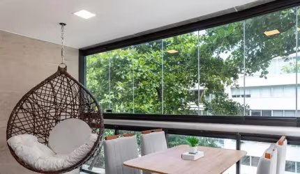 Apartamento em Ipanema com  82 metros 2 suítes e vaga