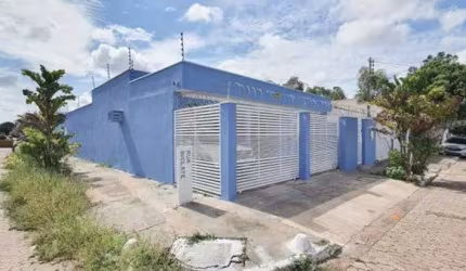 Casa com 4 quartos sendo 1 Suíte bairro Jardim Europa