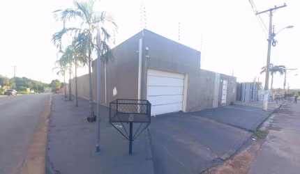 Casa com Piscina 3 quartos 1 Suíte com Hidromassagem bairro Altos do Coxipó - Cuiabá - MT