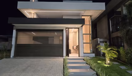 Casa Térrea com piscinas 3 Suítes Condomínio Belvedere II - Cuiabá - MT