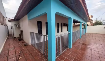 Casa para venda no Bairro CPA ||, Com 576 m² de área total.