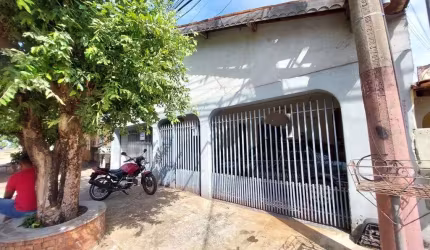 Casa para Venda - Novo Terceiro, Cuiabá - 200m²