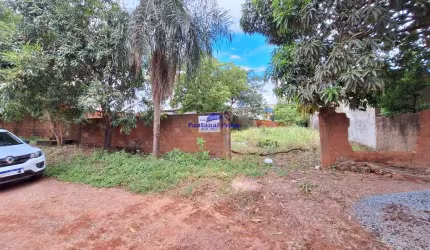 Terreno à Venda - Bairro  Parque Cuiabá Prox. Mercado Bom Jesus - Cuiabá - MT