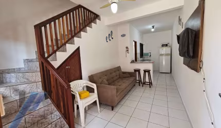 Ubatuba, Itaguá - Sobrado mobiliado com 02 dormitórios.