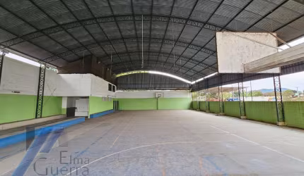 Ubatuba, Centro - Área  em rua asfaltada com 650m².