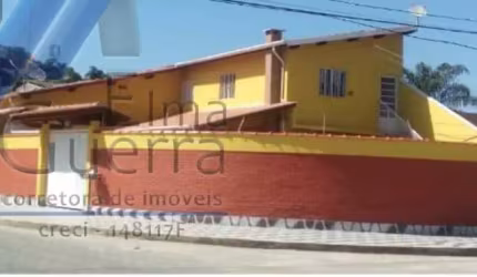 Ubatuba, Perequê Açu - Casa a 200 metros da praia com 03 dormitórios.