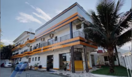 Ubatuba - Pereque Açu - Pousada com 42 suites à 300 metros do mar.